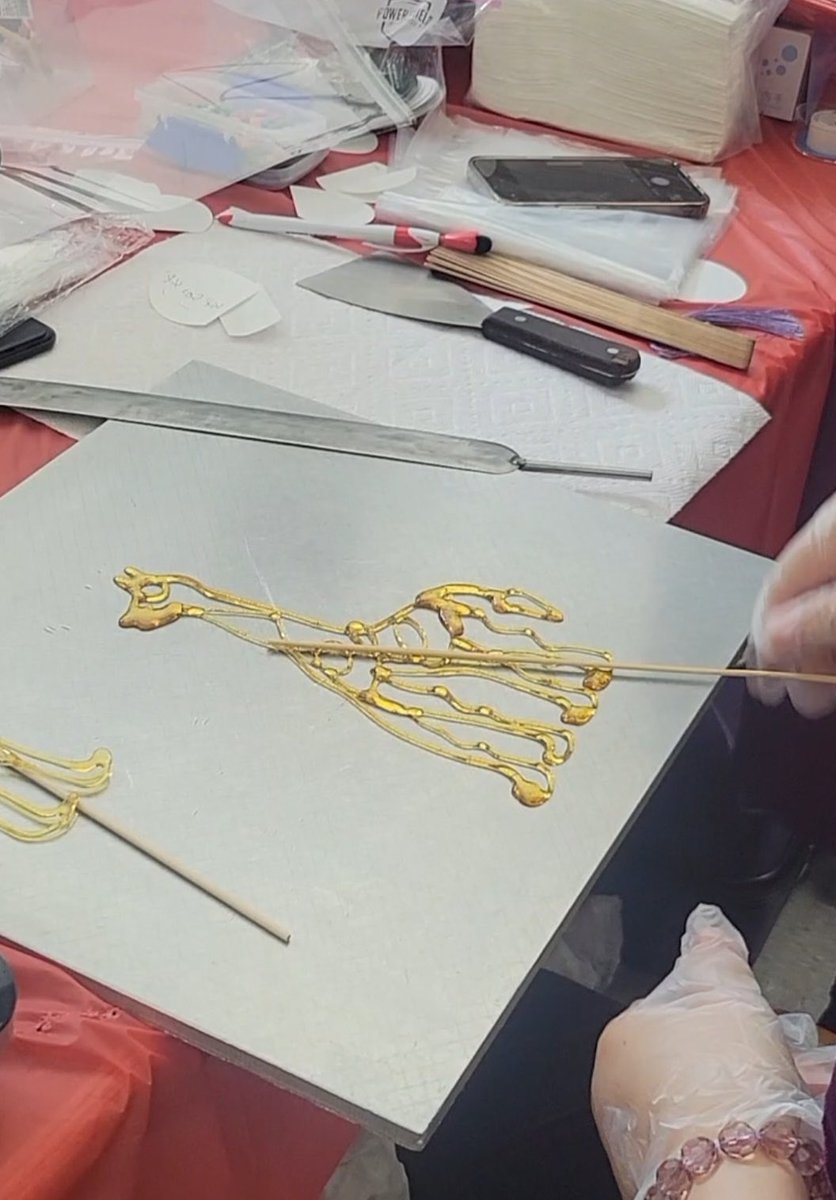 SupCittadino's tweet photo. A fun day at OBHS as our students and staff continue to commemorate the Chinese Lunar New Year. A sugar artist was on hand to showcase and give away her amazing artistic talent. #OnlyInOB #LunarNewYear2023 @OldBridgeTPS https://t.co/GeJKocMi5y