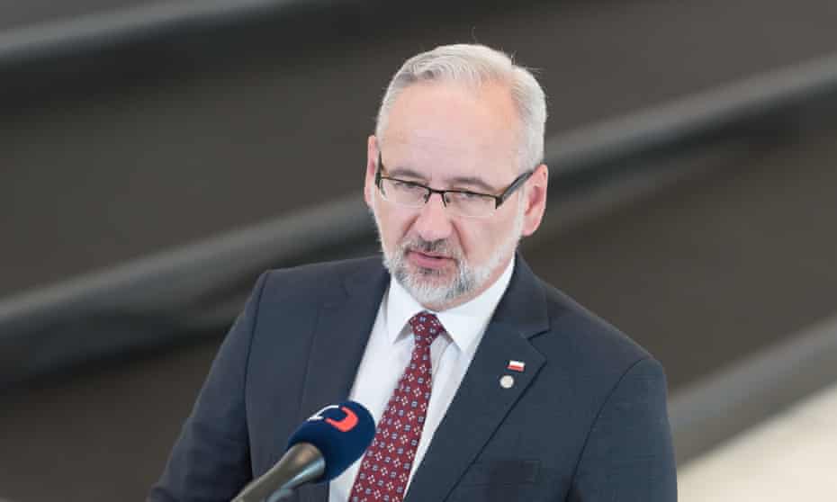 David_Weber_A's tweet photo. Pologne : laïcité

Le ministre polonais de la Santé s'est prononcé sur une affaire de viol très médiatisée, affirmant qu'il était "inacceptable" qu'une jeune fille de 14 ans handicapée mentale ait eu du mal à obtenir un avortement légal. https://t.co/bJCuqADLBG