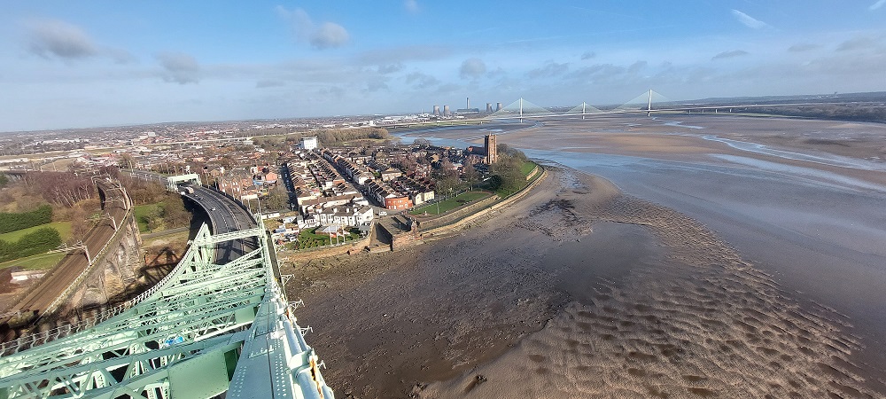 LymmFS's tweet image. Blue Watches from Runcorn &amp;amp; Lymm conducted training on the Jubilee Bridge today. It was a good opportunity for both Watches to get a chance to ascend the bridge &amp;amp; the Rope Rescue Crew from Lymm to look at rescue procedures from the top of the bridge #TechRescue #CheshireFire 🚒