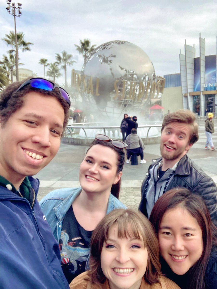 Elsie Lovelock on Twitter "At Universal Studios today with all these
