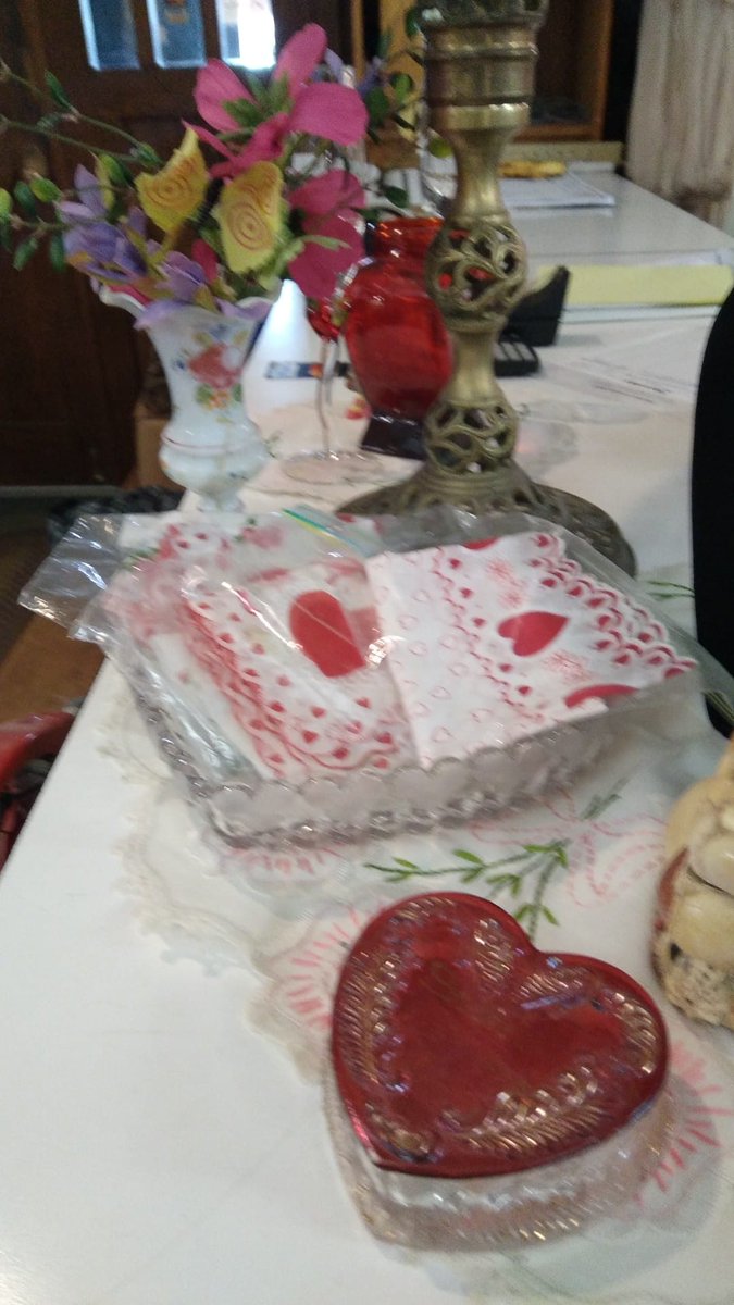 OkobojiM's tweet photo. VALENTINES DAY COMING COME IN AND BROZE FOR A SPECIAL GIFT https://t.co/5gvMV2yEXc