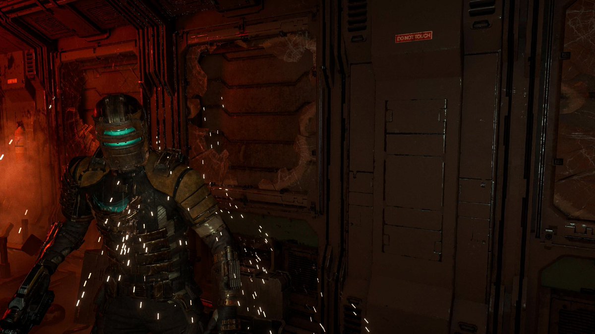 hopeful_machine's tweet photo. I am genuinely amazed by #DeadSpaceRemake “…it’s such a little thing…” but the sparks are actually particle effects that bounce off surfaces (Issac for example) each with a unique light source @deadspace https://t.co/oyVamPYCJ8