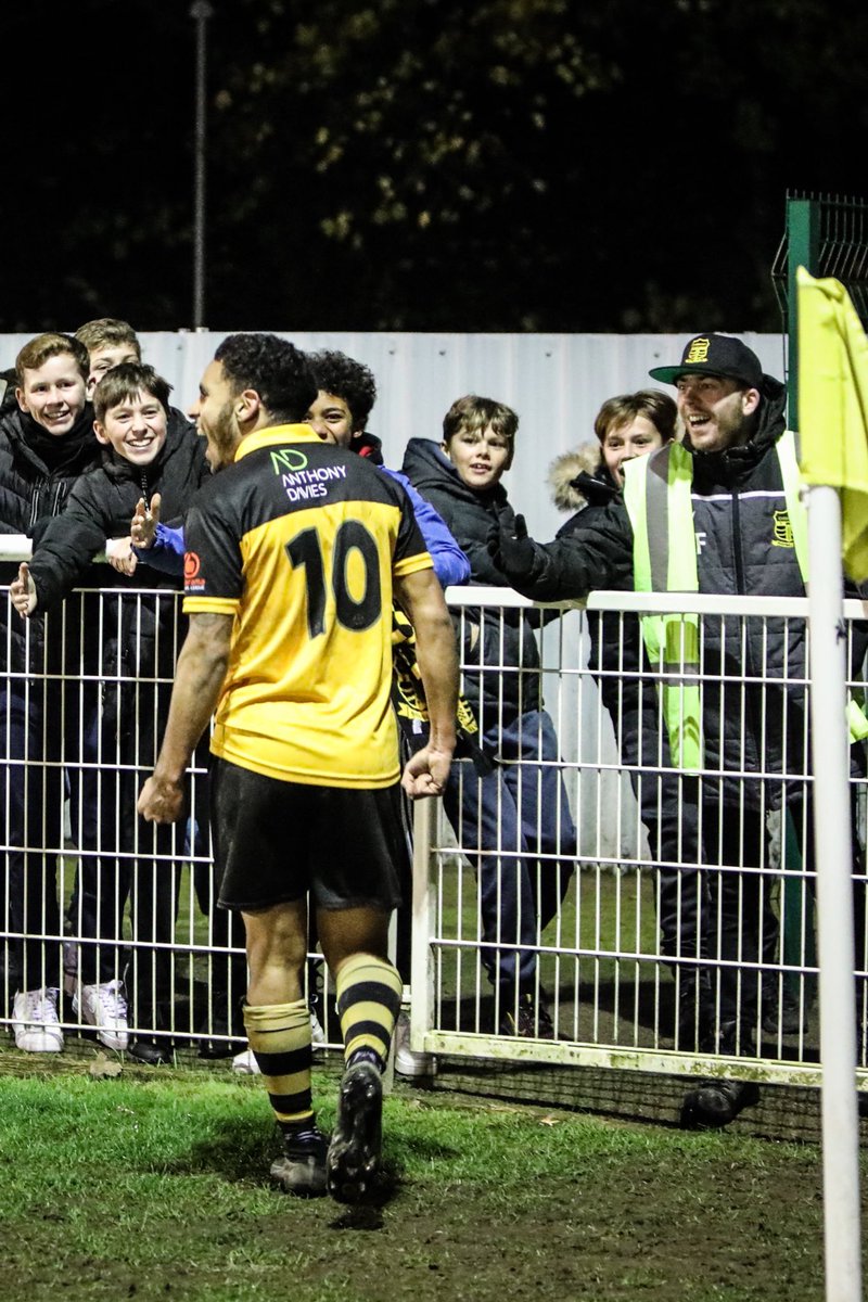 <a href="/nonleaguevol/">Non-League Volunteers</a> Shout out to <a href="/cheshuntfcscore/">Cheshunt FC</a>’s Max Forsey! Our Groundsman but also our steward, kitman &amp; inclusive team player. All done with a massive smile on his face! 🧡🖤