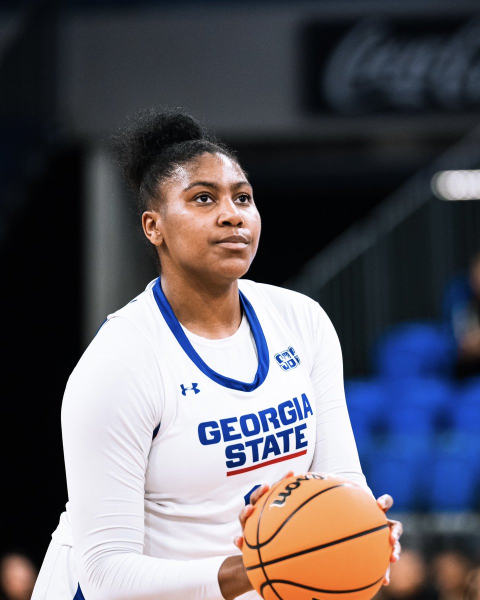 𝗡𝗼 𝘀𝘁𝗼𝗽𝗽𝗶𝗻𝗴 𝗵𝗲𝗿 🔥

Deasia Merrill is the Center Parc Credit Union Student-Athlete of the Week after averaging 20.0 pts and 7.5 reb while shooting 67% from the field to lead @GSU_WBB to a pair of victories!

🔗 t.gsu.edu/3Jqtswk

#OurCity | #FamilyByCHOICES