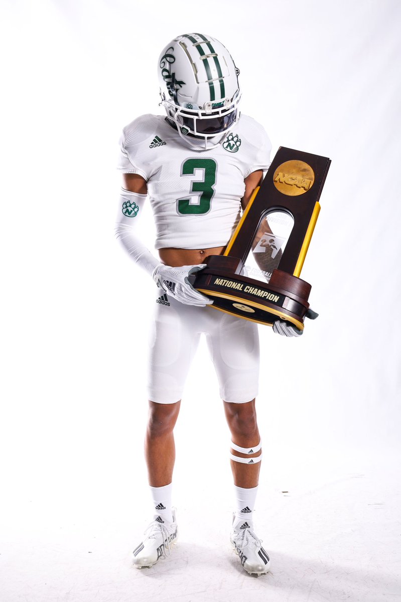 I will be signing this Wednesday at 8:15am in the big gym at Rock Island High School. Any and everyone is welcomed❗️
<a href="/NWBearcat_FB/">Northwest Football</a> <a href="/CoachWrightD/">Rich Wright</a> <a href="/BClay_9/">Coach Clayton</a> <a href="/CoachDJThomas/">Dalton Thomas</a> <a href="/Coach_Hammer/">Ben Hammer</a>