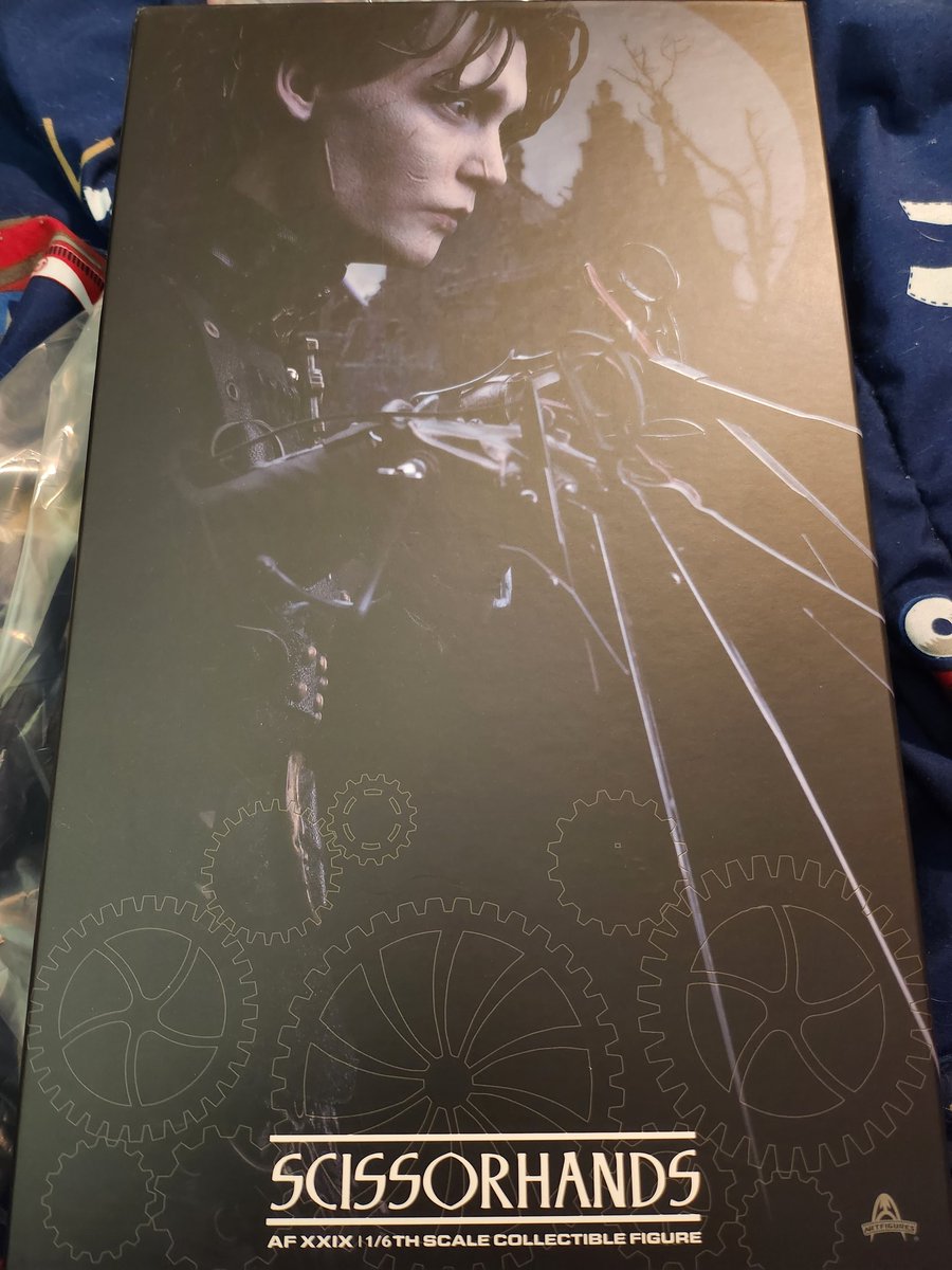 GhoulacticC's tweet photo. Look who arrived today. Very nice piece. Nfs. May pick up another for the booth. https://t.co/ZNOS6gHGWX