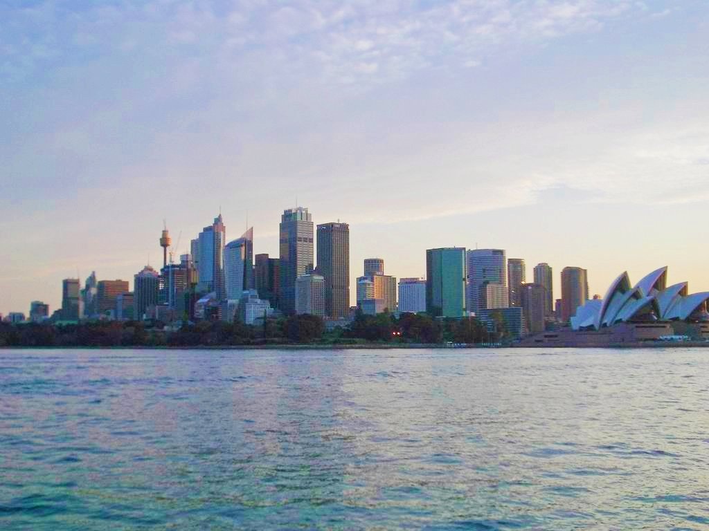 anggrainik's tweet photo. @RTMomentPhotos my #MostTreasured memory of #Sydney ..my favorite city. https://t.co/KA55p4TIJp