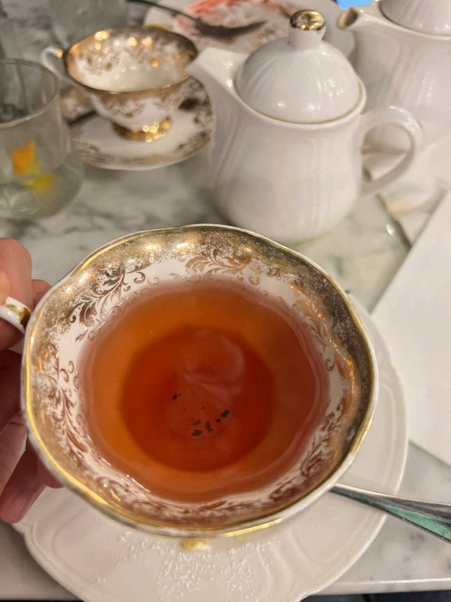 hanth22's tweet image. Listen to music and enjoy afternoon tea. Very comfortable state! 🥰