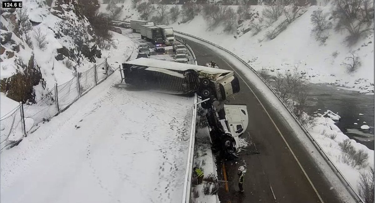 ColoradoDOT tweet picture