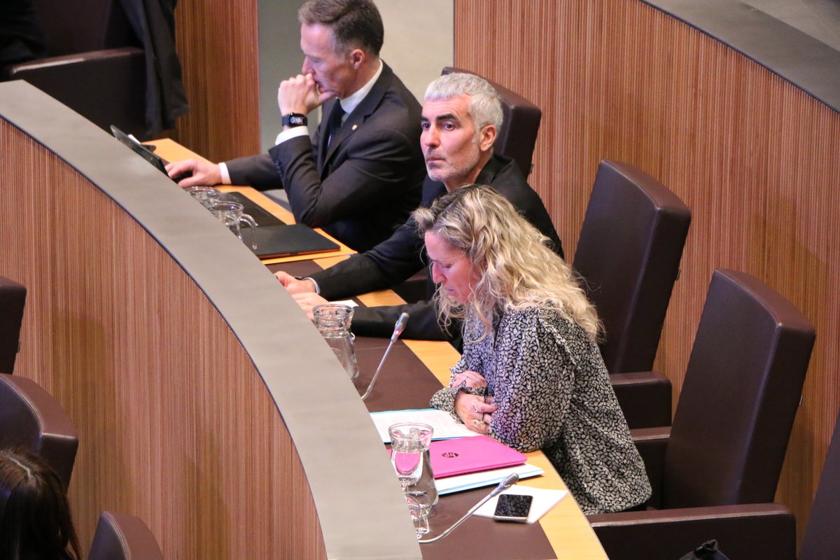 🏛️ Penúltima sessió de <a href="/ConsellGeneral/">Consell General</a> de la legislatura

✅ Hem donat suport a la llei que garantitza millores laborals i socials per als 8.000 autònoms del país.

✅ Nova llei d'advocacia amb més requisits i protecció per al col·lectiu i major seguretat per a la ciutadania.