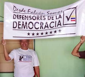 Fe, esperanza y compromiso toman las calles de  #Venezuela por el rescate de la democracia #SomosDefensoresDeLaDemocracia #DefiendeLaDemocracia