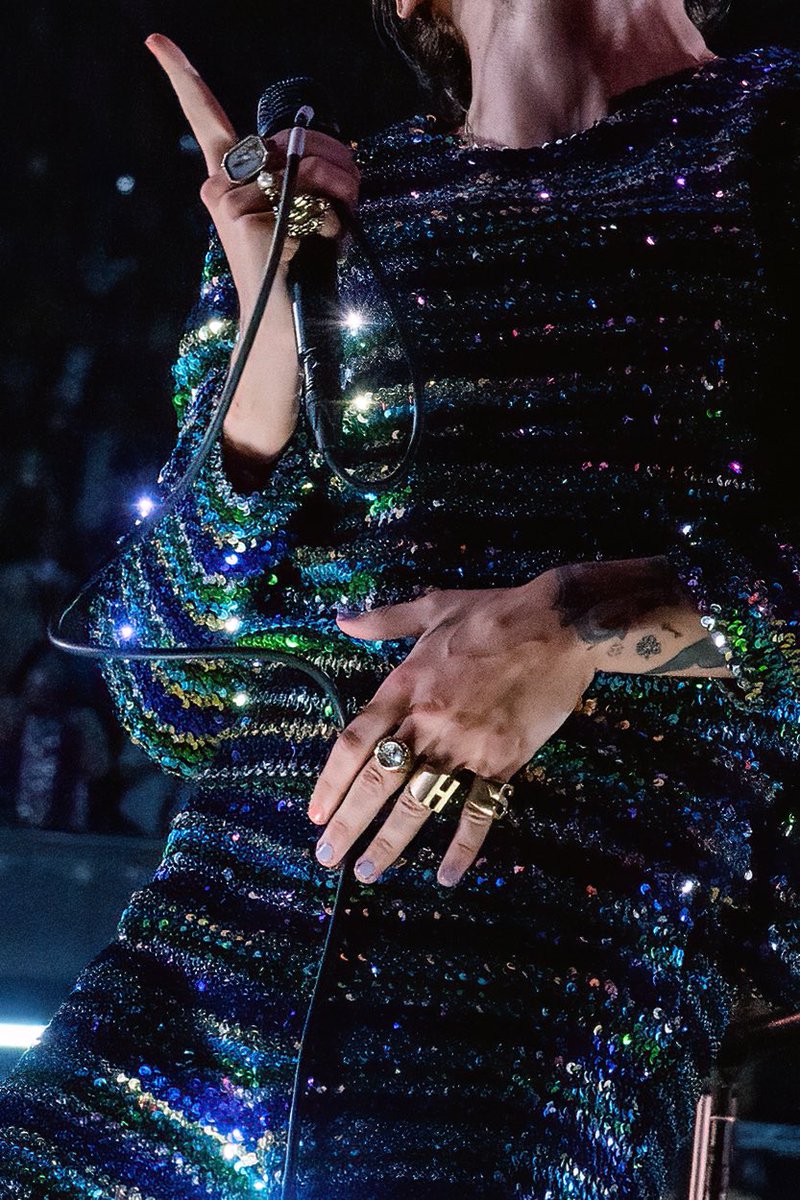 brookephotoedit's tweet photo. Harry Styles (@Harry_Styles)
Love On Tour - Los Angeles Night 14
01.27.23
#LoveOnTourLA https://t.co/A4vCiwa6VL