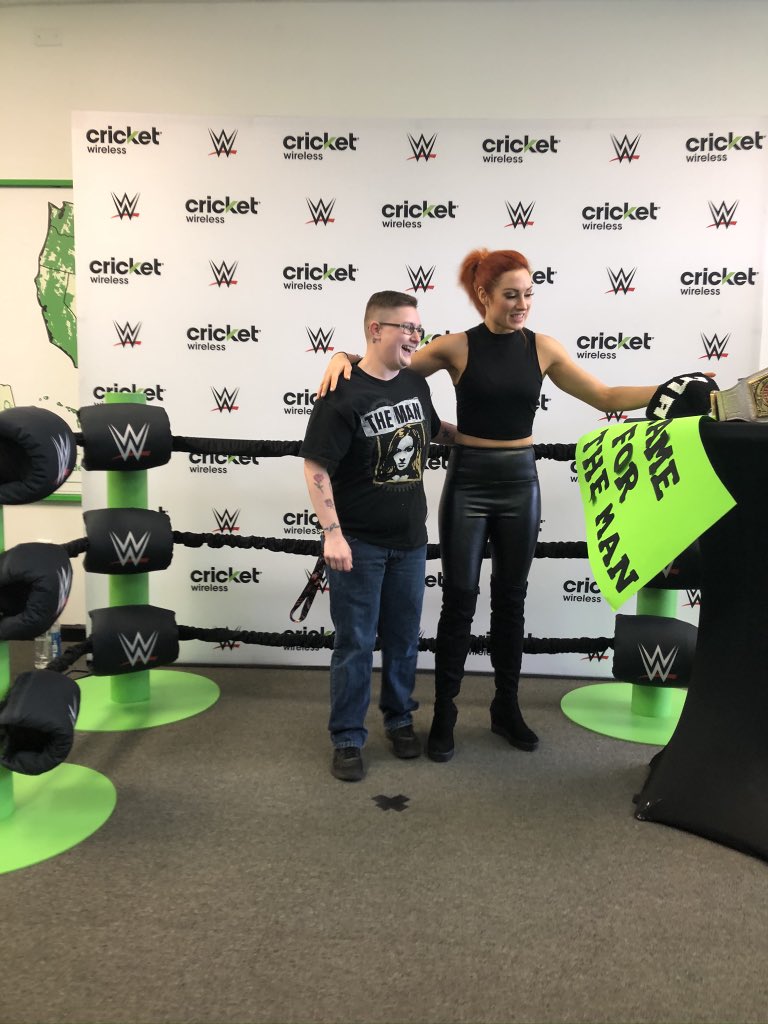 Hurricane_Hayli's tweet photo. HUGE HAPPY BIRTHDAY TO THE MAN @BeckyLynchWWE https://t.co/OByjO4NgbE