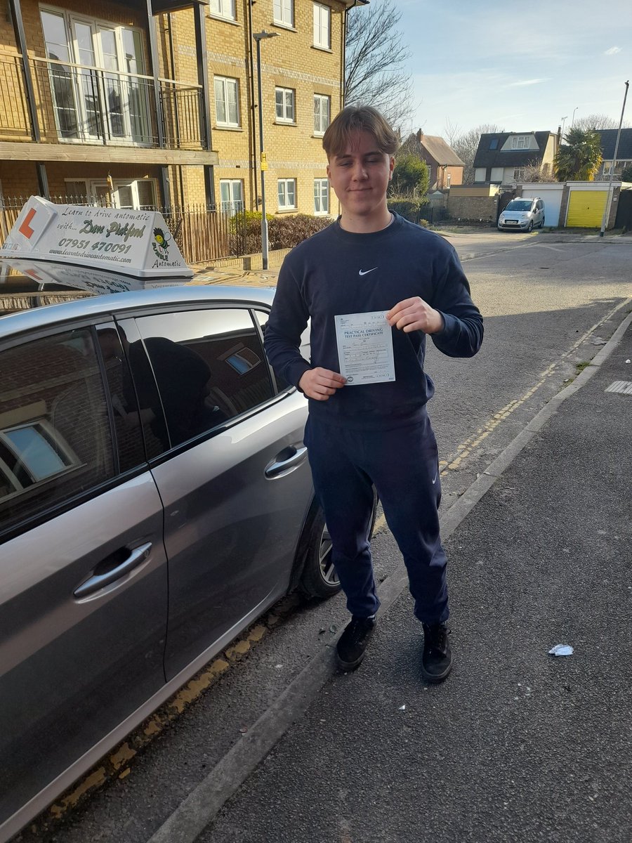 L2Driveauto's tweet photo. #Congratulations to Sonny who #Passed his #Drivingtest at Colchester in #Bumble  Well done  #StaySafe #Learntodrive #Automatic #Drivinglessons #Colchester #Halstead #Clacton #Waltononthenaze #Frinton #Essex #Passplus #Learntodriveautomaticwithdavepickford https://t.co/wZV1n8IWT1 https://t.co/5v2Z5Xix44