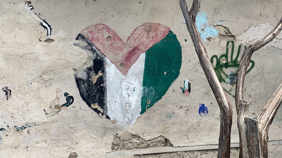 Tvistee's tweet photo. Today @NorwayPalestine joined other diplomatic missions in Khan Al Ahmar, a Palestinian Beduin community in Area C, where 38 families are at imminent risk of forcible transfer. This is unacceptable, civilians must be protected 1/2 https://t.co/ng38vcuJAD