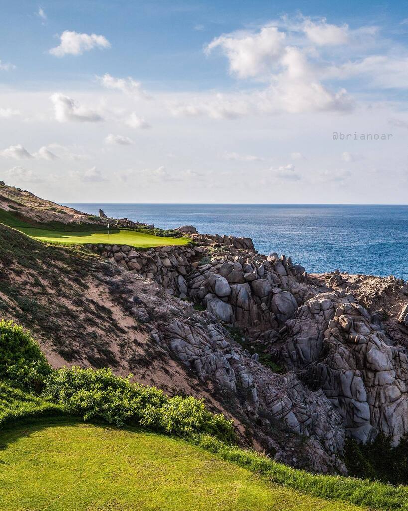 BrianOarGolf's tweet photo. Who else loves epic par 3’s 🙋❤️ photo: @BrianOar

⛳️ Quivra - Los Cabos, Mexico

#quviraloscabos #pueblobonito #oldlighthouseclub #cabomexico #cabogolf #golfmexico #loscsbosgolf #golfresort #quivira #brianoar #brianoarphotography #golfphotos #golfpics #goldvacation #par3 #ep… https://t.co/qNLPjyiWQ8