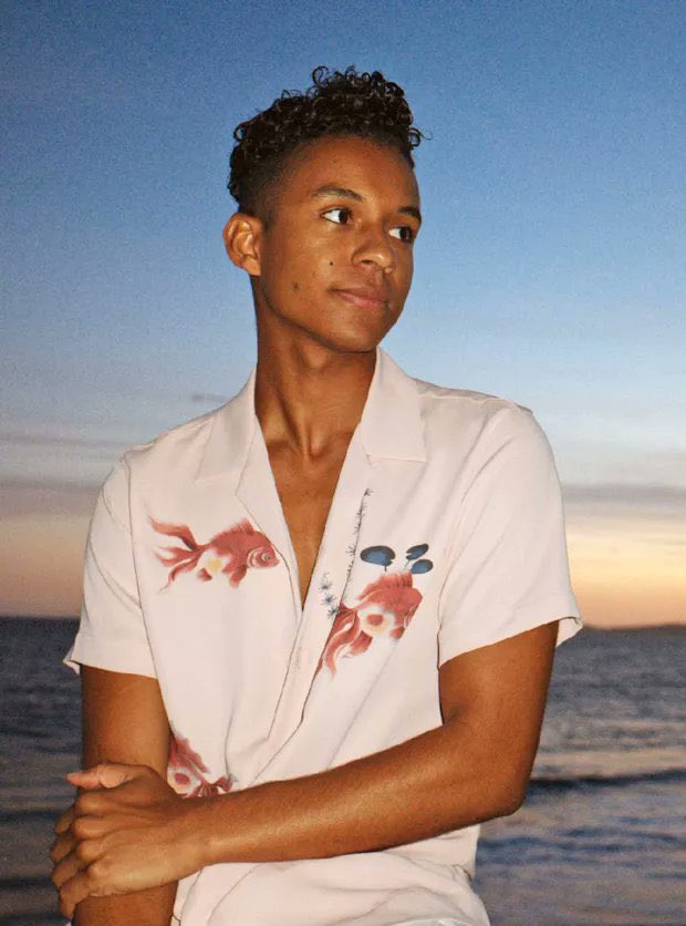 _salaset7's tweet photo. O sobrinho de Michael Jackson, Jaafar Jackson, interpretará o Rei do Pop em seu filme biográfico. https://t.co/ByG6EEjSXw