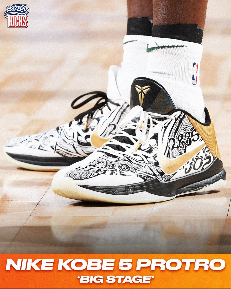 NBAKicks's tweet photo. The guys were flexing patterns across the league this week! ๐ซ Which colorway stood out the most? #NBAKicks #KicksOfTheWeek
Vote for your favorites & see more sick kicks in the NBA App! https://t.co/TxmZoc26oy https://t.co/RKEXoM4J8w