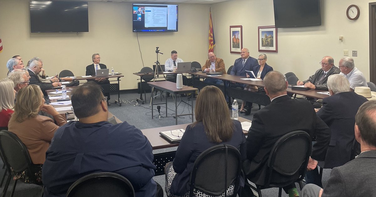 Governor Katie Hobbs tweet media