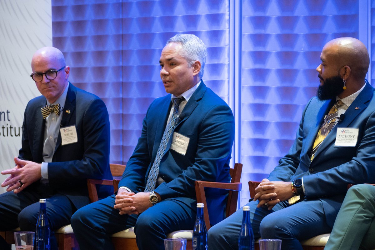 Hunt_Institute's tweet photo. The pandemic disrupted our nation as we experienced social unrest. In this session, Alfredo Hernandez, Anthony Phillips II, Nubia Peña, and @jpinnell discuss the roles DEI Officers have in their states when it comes to DEI initiatives in a changing workplace. #DEIStateOfficers https://t.co/ynleAE4CJ5