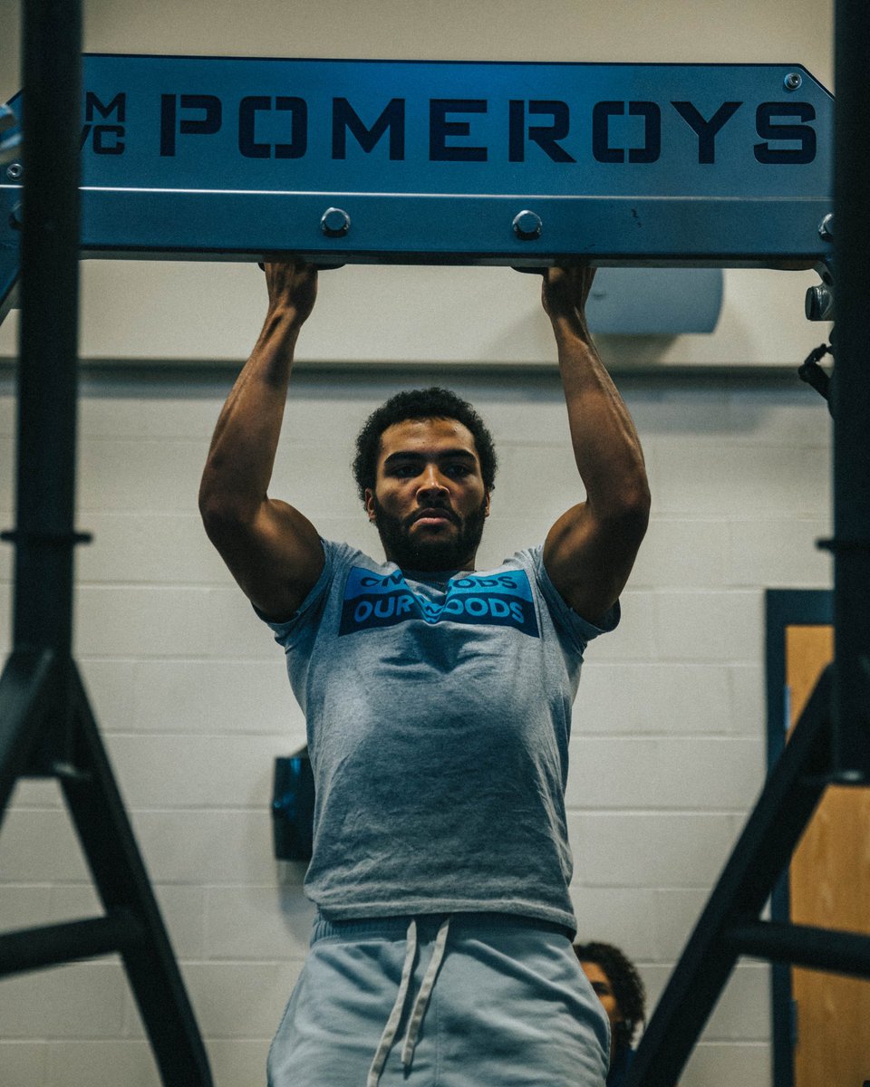 SMWCFB's tweet photo. Building champions one rep at a time. #ComeWinWithUs 🐎 https://t.co/JSCUgSrKZt