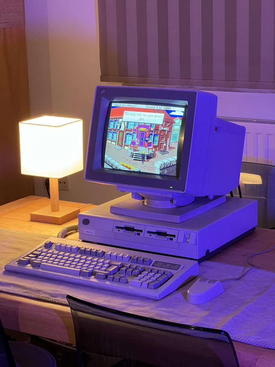 thetarasque shares "The way it’s meant to be played" redd.it/10pc7nv
