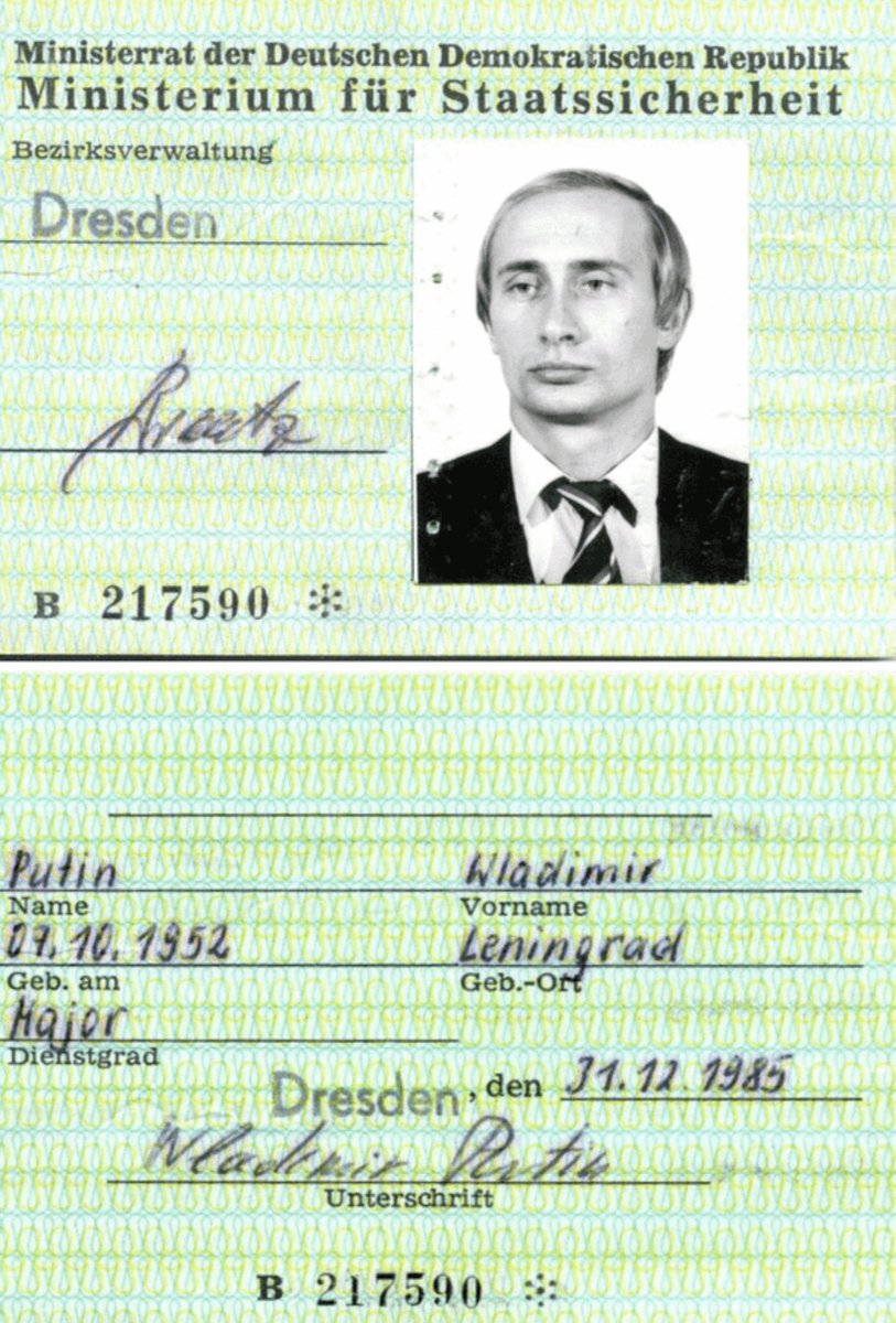 benparer's tweet photo. @nassercricket are you Putin’s love child https://t.co/Ly2Anvl6dj
