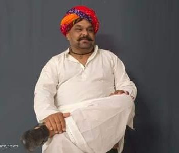 RajChoithani's tweet photo. @GabbbarSingh For my role as a "Rajasthani former pahalwan" to shoot for a short movie 😊 https://t.co/tEe4tEXuNe
