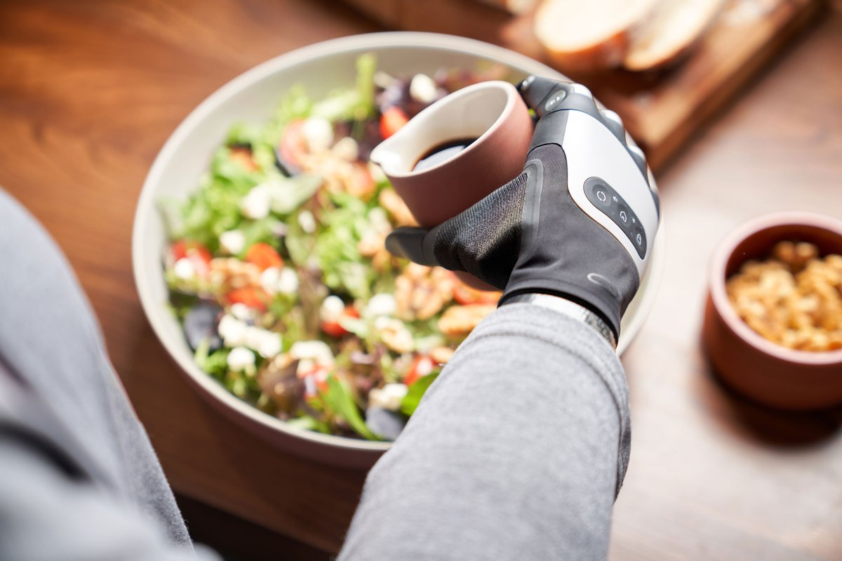 TaskaGlobal's tweet photo. Robust and waterproof, the new #TASKACX Hand does everything a prosthetic hand should. Packed with features, it’s our smallest, fastest, strongest hand yet. Allowing our users to complete more activities of daily living.
#SmallHand #taska #taskaglobal #askfortaska #domore https://t.co/qxNd1dLzxd