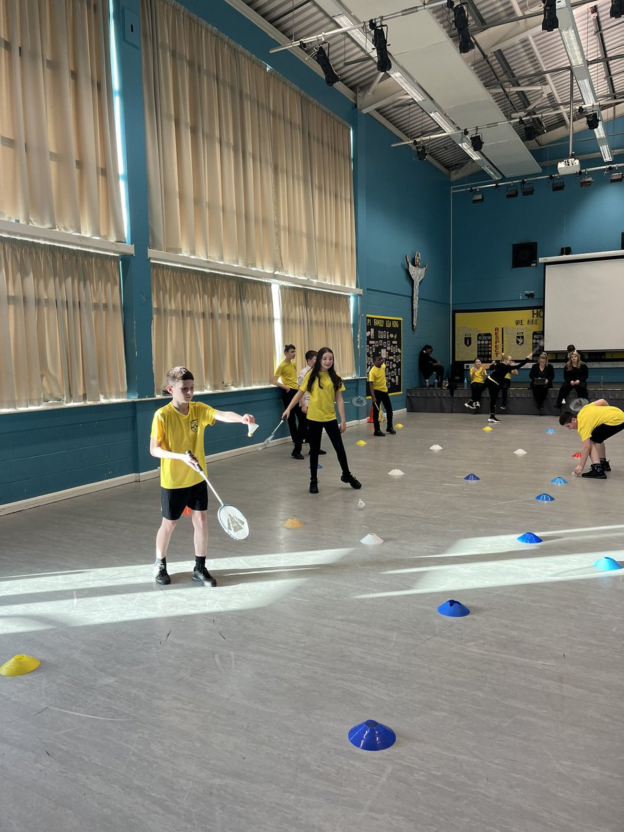 Miss Broadley PE tweet media