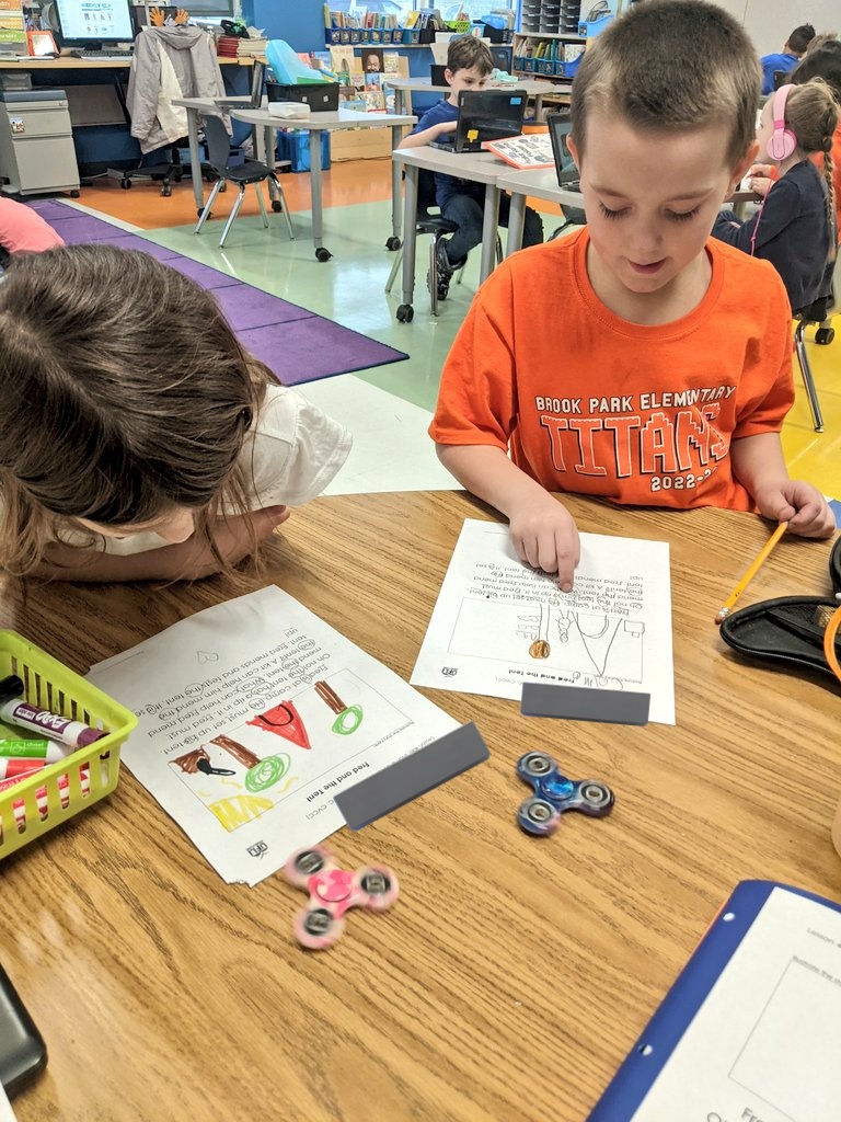 We are practicing our fluency in small group. Can you read the whole story before your fidget spinner stops spinning?