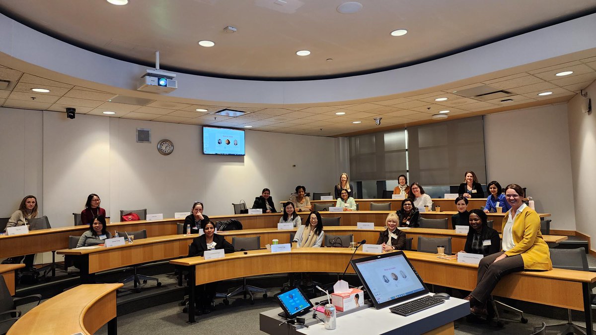 Today was the first day of the 13th offering of the  #BacktoWork program. Here's a great group of women ready to relaunch their careers with the support of the <a href="/rotmanschool/">Rotman School</a> and our partners, <a href="/AccentureCanada/">Accenture Canada</a>,  <a href="/TD_Canada/">TD (Canada)</a>, <a href="/EllisDon/">EllisDon</a>, <a href="/Kuehne_Nagel/">Kuehne+Nagel</a> and <a href="/Cansoinvestment/">Canso Investment Counsel Ltd.</a>