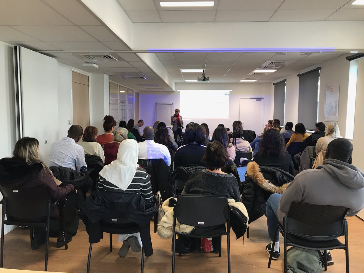 #Recrutement à @poleemploi_ara #LyonPartDieu avec <a href="/Klesia/">KLESIA</a> pour des postes de "conseiller liquidation retraite" H/F. 
Mobilisation du dispositif #MRS afin de donner toutes leurs chances aux compétences des chercheurs d'emploi !💪
#tousmobilisés #MesEvènementsEmploi
#AvevPôleEmploi