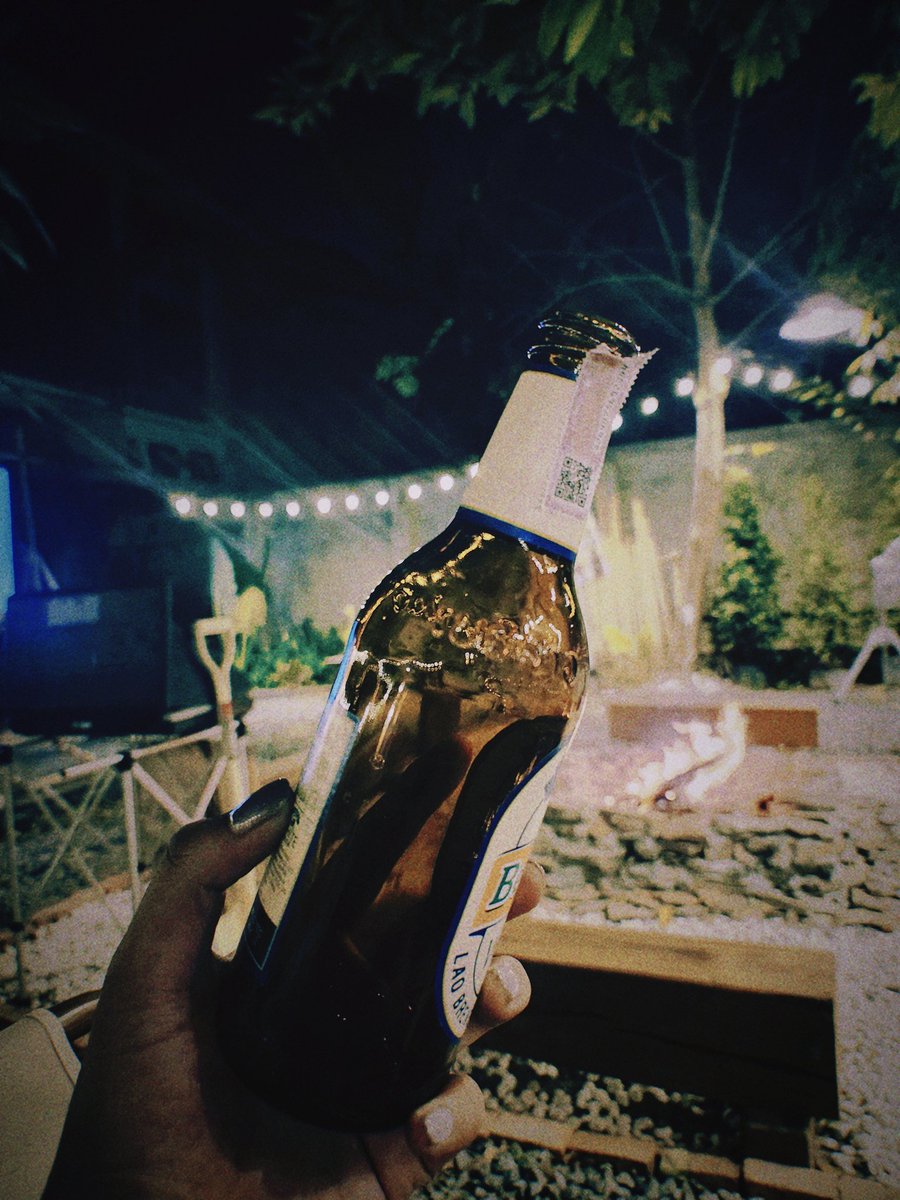 aunyis's tweet photo. 📍ร้านwind and wild ถนนเทพรักษ์ สะพานใหม่
ร้านชิวๆลับๆ เช้าเป็นร้านกาแฟ เย็นมาผิงไฟชิวๆ
ไก่ทอดอร่อยมาก ให้เยอะ บางวันมีดนตรีสด

🐶 pet friendly
✅️ราคามิตรภาพไม่มิจฉาชีพของจริง
⏰️ 10.00 - 22.00
#รีวิวคาเฟ่ #อร่อยไปแดก #ร้านนั่งชิว #สะพานใหม่ #ถนนเทพรักษ์ #คราฟท์เบียร์ 
@aroii https://t.co/1eueS2osjR