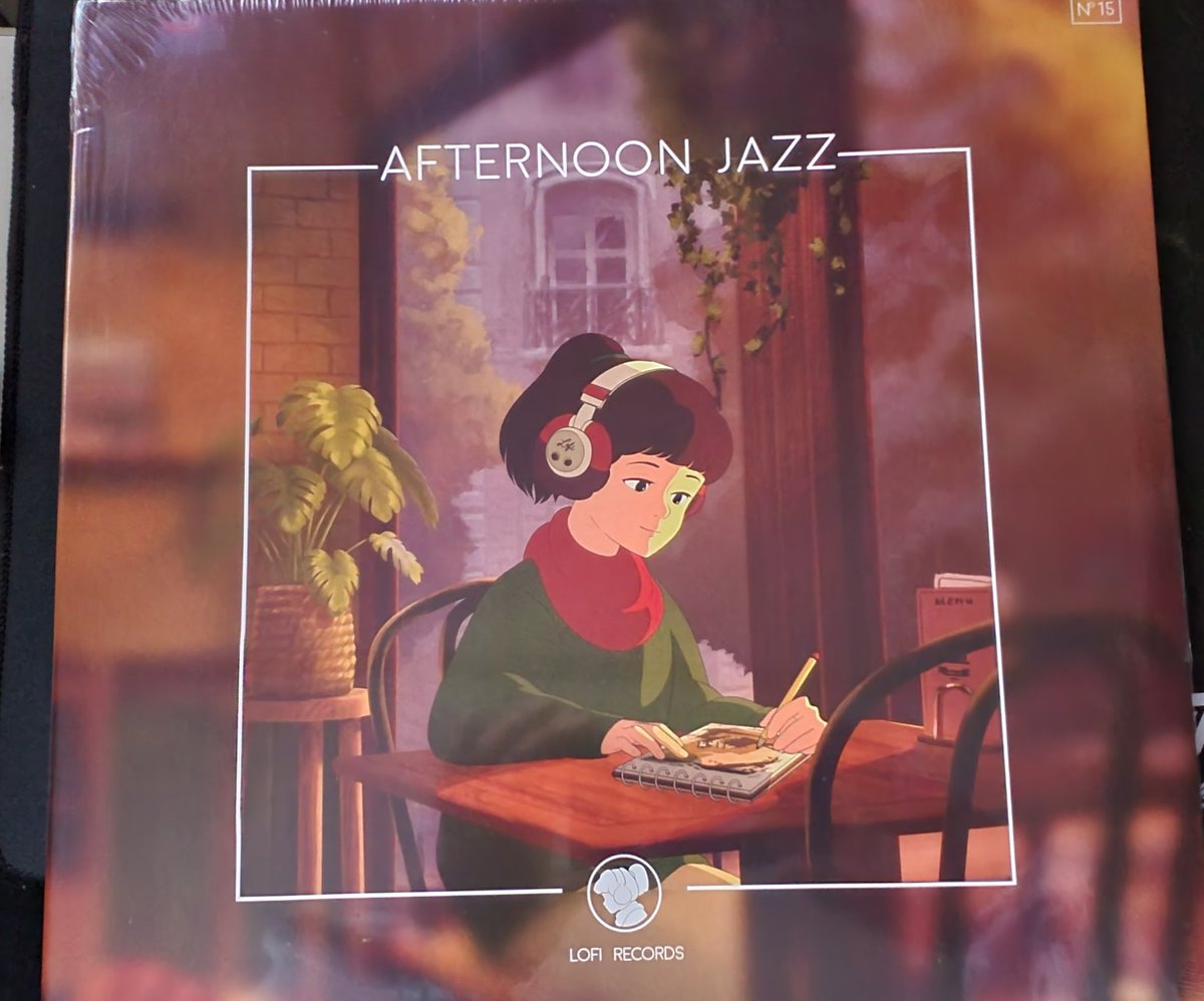 It has arrived, can't wait to listen to this. @lofigirl 
#lofigirl #afternoonjazz