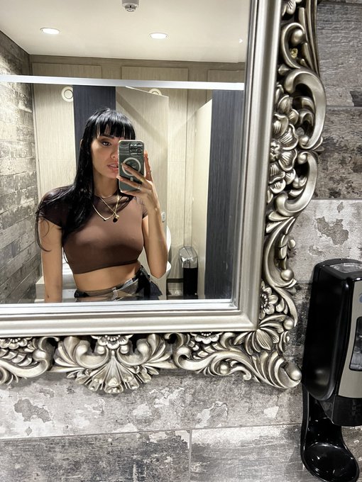 🥰 https://t.co/iGuVOapRPf