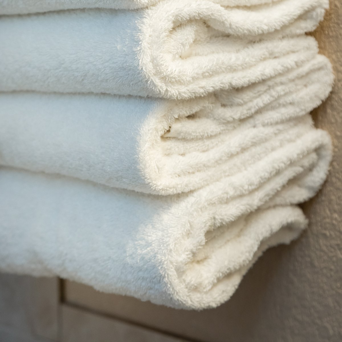 Innonthegulf's tweet photo. We know the value of a fluffy towel to a weary traveler! When you step out of the showers at #InnOnTheGulf, you'll feel just how much we care about your comfort. https://t.co/pUx6VoKNPt