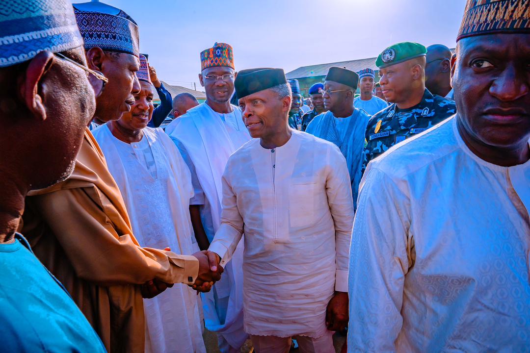 RobbWisdom's tweet image. Men them