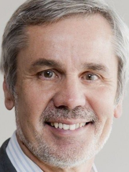 Vale Professor Will Steffen. He was a pioneer in climate change research, and a leader in academia and civil society. Will made a big difference in how climate change is understood. He was the inaugural director of the ANU Climate Change Institute. 
bit.ly/3HHtuPa
