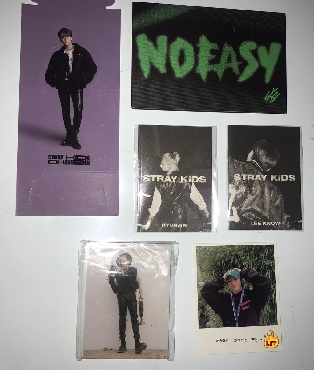 hynsya's tweet photo. WTS / lfb
stray kids photocard 

🧸offer 
✅ww must have ina address 
🧸marked "lit" must be paired with 1-2 pc or postcard not marked

t. skz jeongin go live sg21 seungmin noeasy skz fanmeet bluray unlock hyunjin 스트레이 키즈 양도 スキズ #ตลาดนัดstraykids #pasarSKZ #skzsell https://t.co/QLzfod4BbW