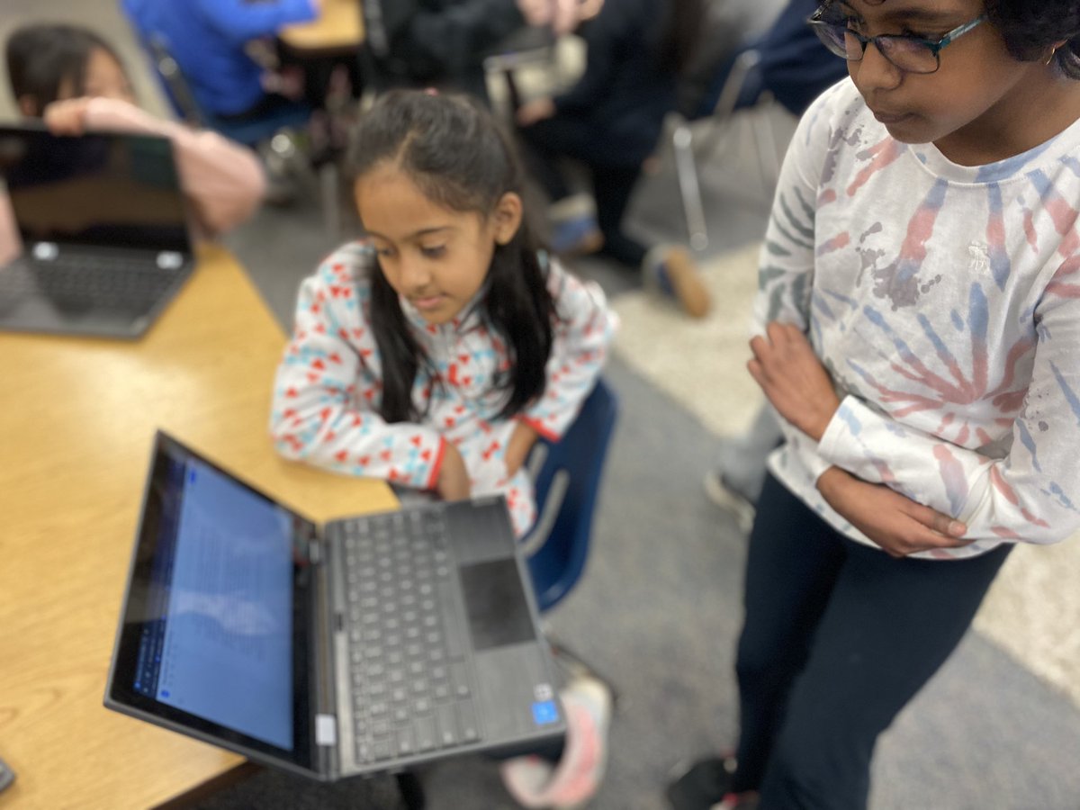 miss__keating's tweet photo. 5th graders in Mrs. Poff’s ELA class showed our class how they constructed their opinion writing. We are starting another round of opinion writing tomorrow! #amazingwriters #alwaysgrowingdcs https://t.co/H6T74cuWGI