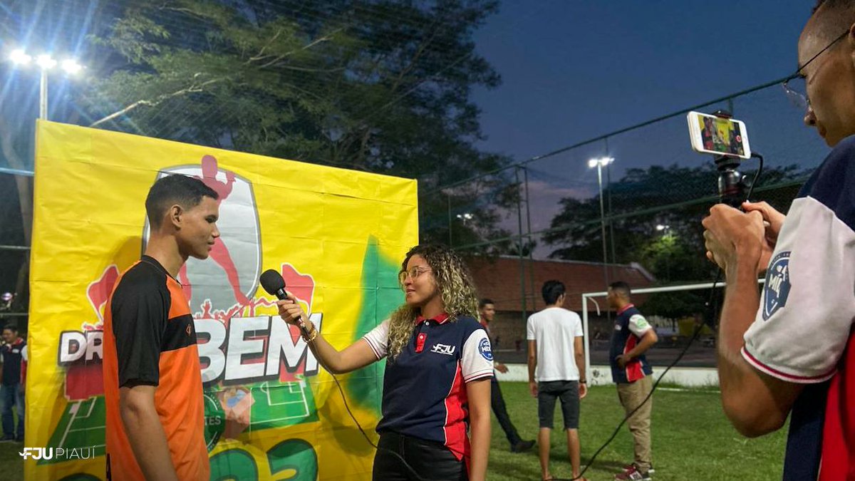 fjupiaui's tweet photo. Futebol ➕ Solidariedade = Rede do Bem!

O Esportes FJU organizou o evento Rede do Bem nesse último domingo, que contou com, além de doações de alimentos, a partida de futebol, para também deixar em evidência os ótimos talentos que aqui a FJU tem!🤩

#VemPraFJU #FJUPI #RedeDoBem https://t.co/sYXxry9hYj