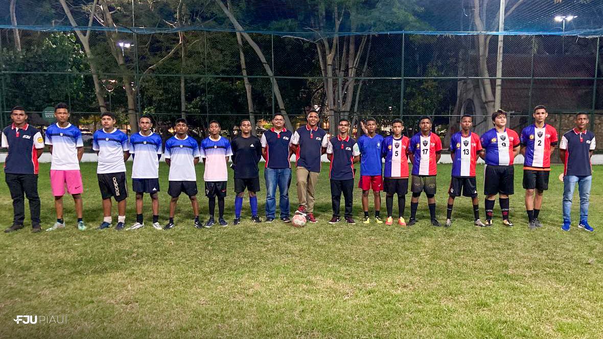 fjupiaui's tweet photo. Futebol ➕ Solidariedade = Rede do Bem!

O Esportes FJU organizou o evento Rede do Bem nesse último domingo, que contou com, além de doações de alimentos, a partida de futebol, para também deixar em evidência os ótimos talentos que aqui a FJU tem!🤩

#VemPraFJU #FJUPI #RedeDoBem https://t.co/sYXxry9hYj