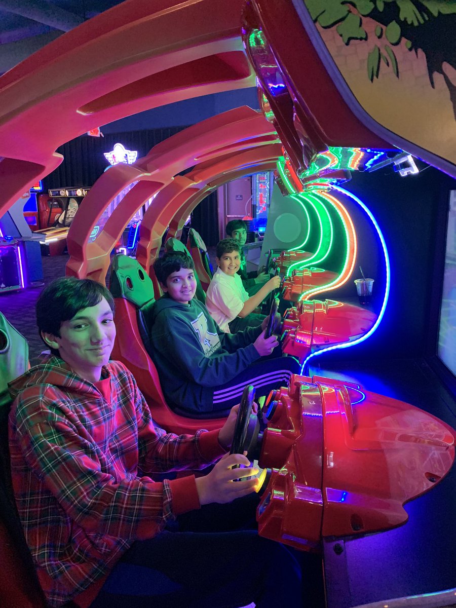 StaceyCharbel's tweet photo. Showing off their musical talents in the AM.  Putting their gaming skills to the test in the PM. @KarrerMS https://t.co/VN3ReLq1xj