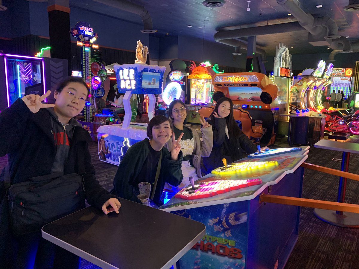 StaceyCharbel's tweet photo. Showing off their musical talents in the AM.  Putting their gaming skills to the test in the PM. @KarrerMS https://t.co/VN3ReLq1xj