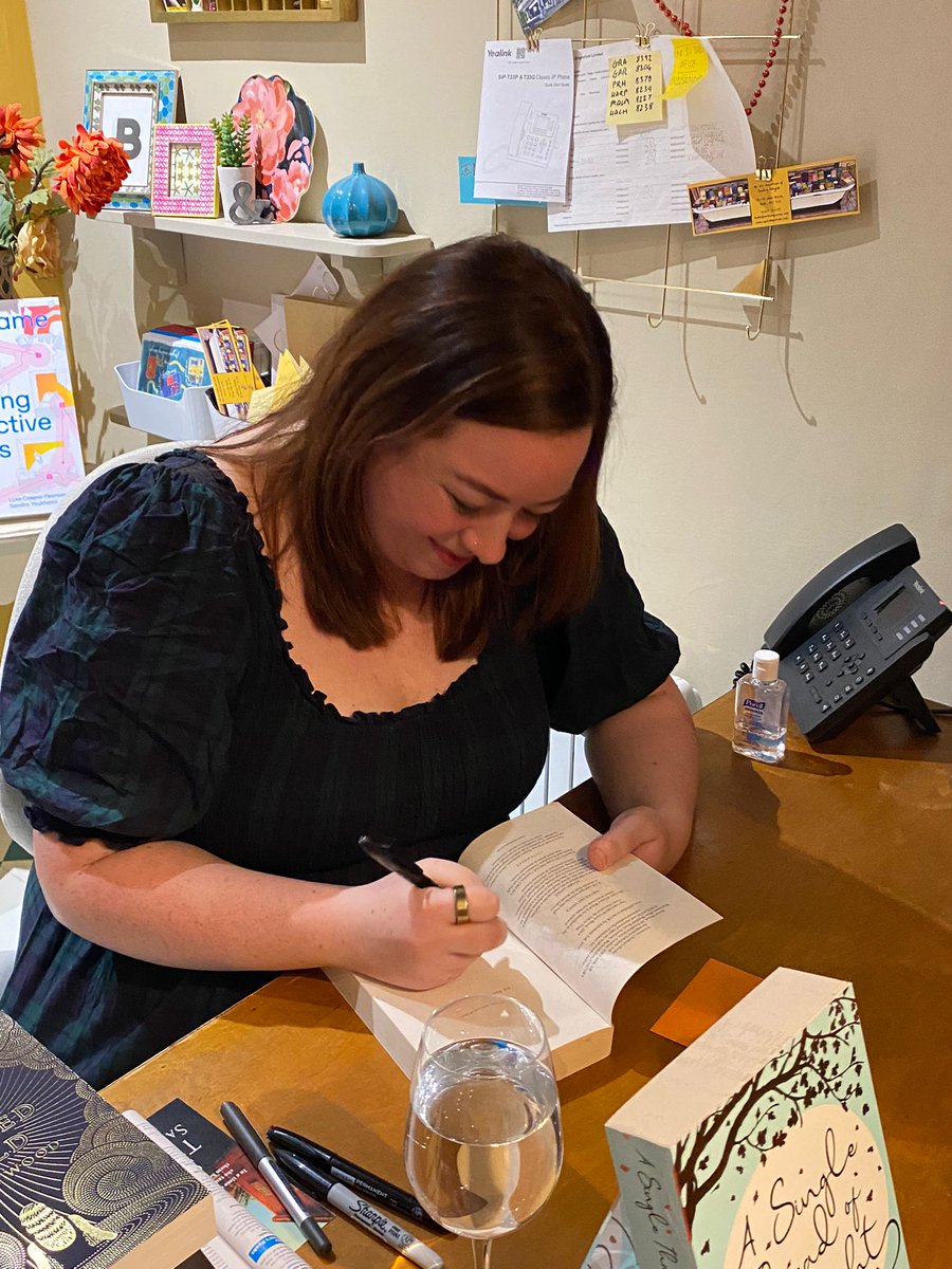 librarymice's tweet photo. Thank you @lauraclarewood @mrbsemporium for a truly wonderful event tonight. #nickforever 💕 https://t.co/4KXG1LR636