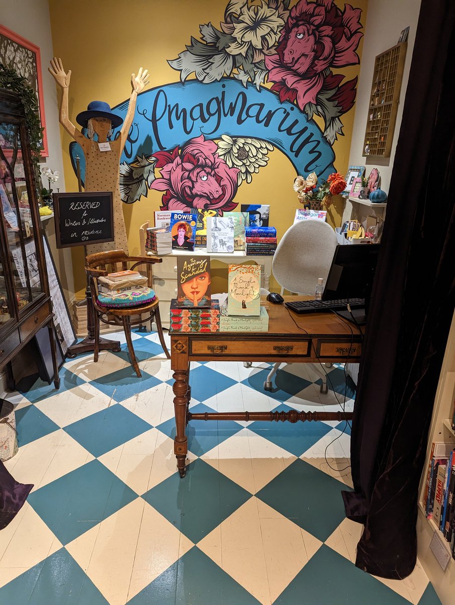 librarymice's tweet photo. Thank you @lauraclarewood @mrbsemporium for a truly wonderful event tonight. #nickforever 💕 https://t.co/4KXG1LR636