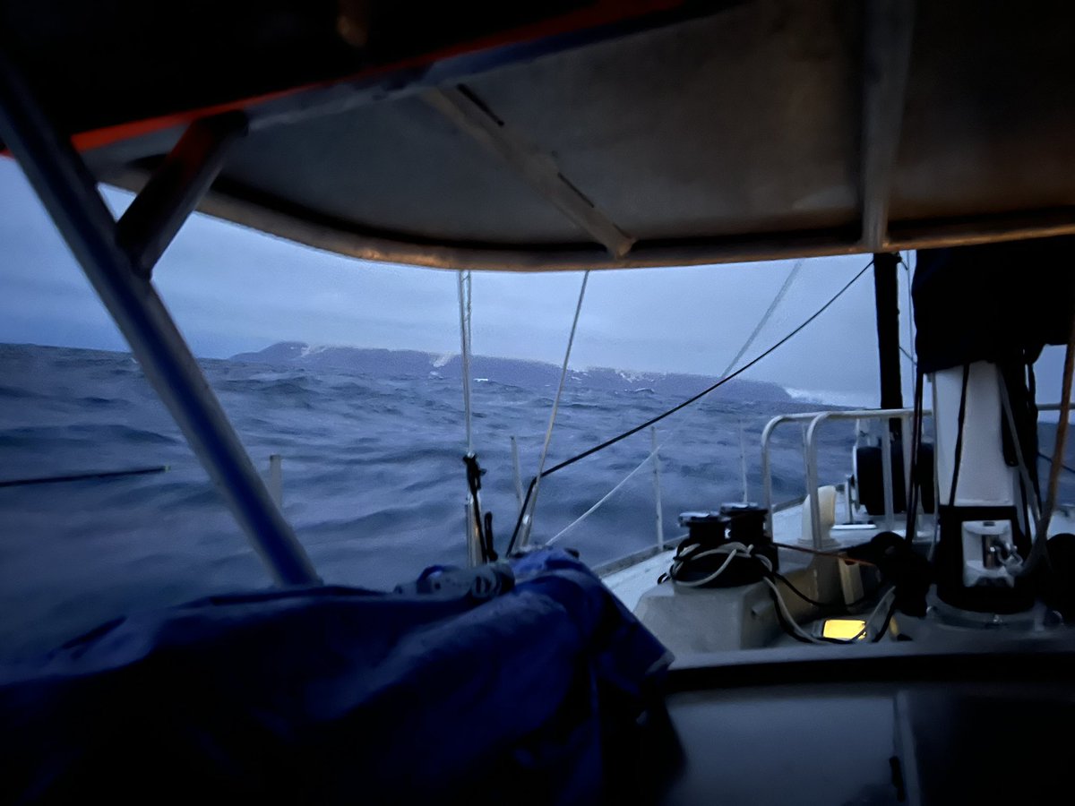 Finally arrived in front of Bouvet island tonight. Let’s go onshore now. #hamradio #starlink #dxpedition