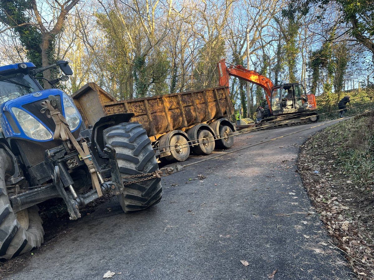 TobyLerone tweet media