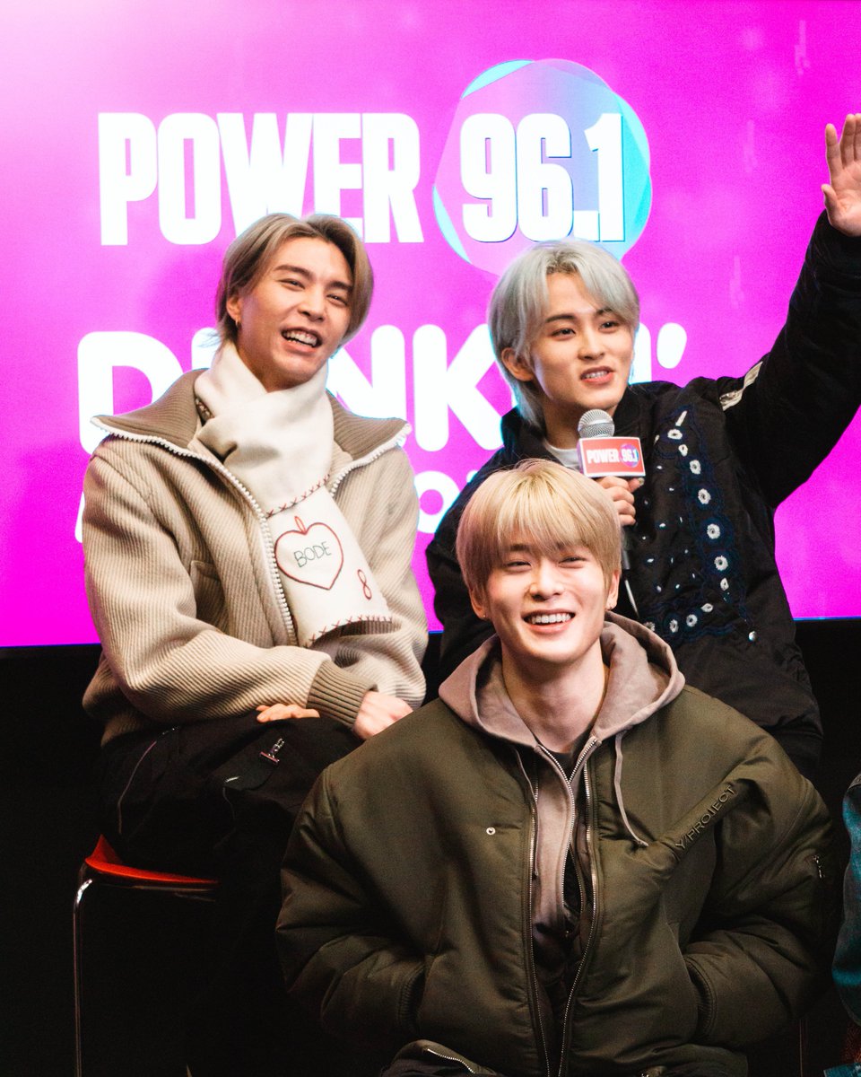 230131 poweratl 트위터
We had the honor of having @NCTsmtown_127 stop by our #DunkinMusicLoungeATL after their show in Atlanta to talk tour, repackage album, and more!

Interview coming soon! 🎥 

#NCT127 #Ay_Yo
#NCT127_Ay_Yo
-

#NCT #NCT127 #JAEHYUN #재현